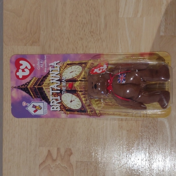 Britannia the Bear Mini Beanie Baby - Picture 1 of 2